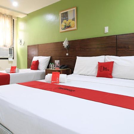 RedDoorz Plus @ Chinatown Binondo Manilla Buitenkant foto