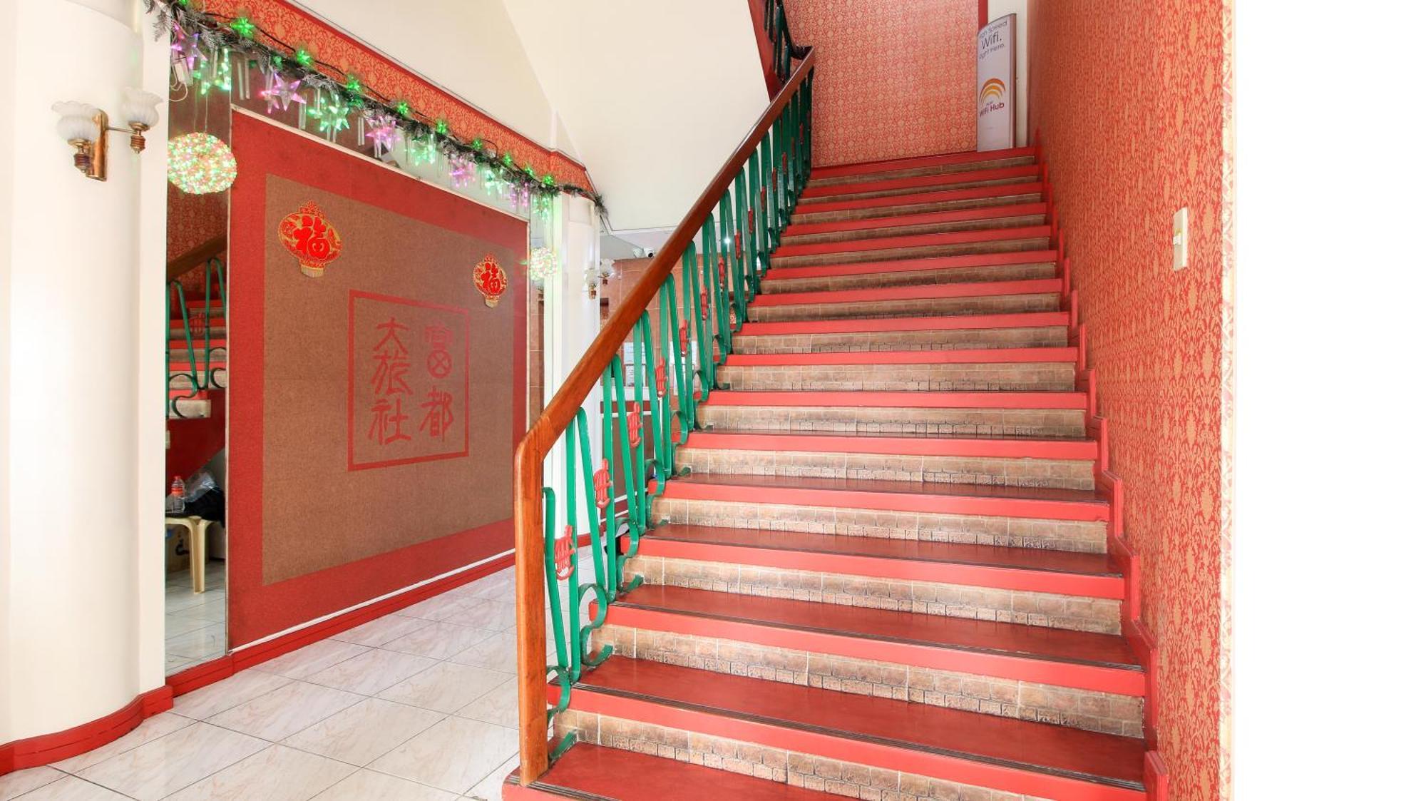 RedDoorz Plus @ Chinatown Binondo Manilla Buitenkant foto